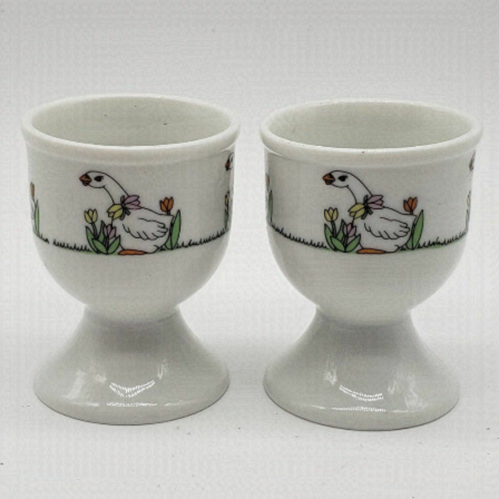 𝅺White Vintage Set of 2 Porcelain Geese & Tulips Footed Egg Cup Holders